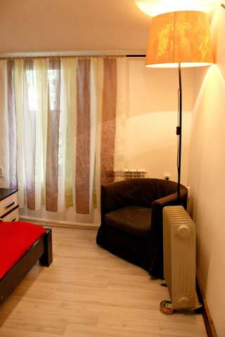 Хостел Like Ярославль Двухместный номер с 1 кроватью и собственной ванной комнатой-3